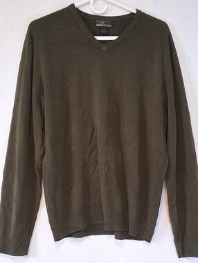 Men's Olive Green V-Neck Sweater XL Lightweight Knit Pullover Classic